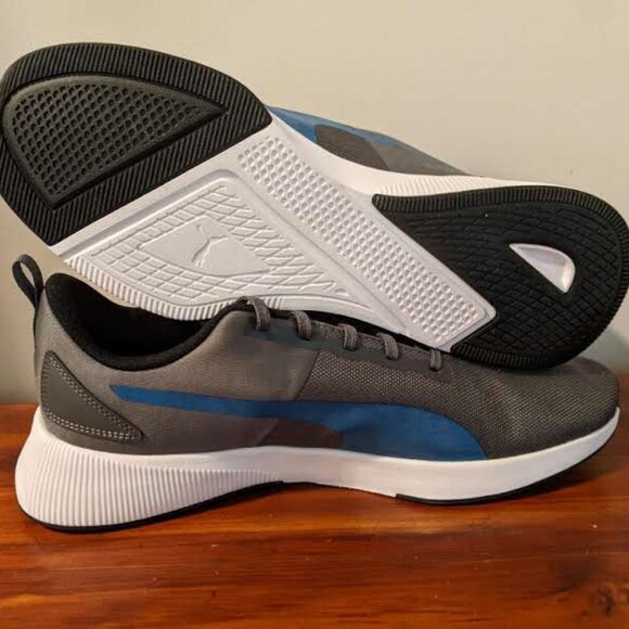 Puma Flyer Sneakers - Picture 2 of 6